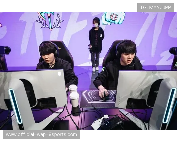 电竞职业女性选手逐渐占据主流视野，女生电竞职业选手